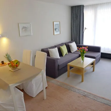 Promenade - Utoring-37 Apartment